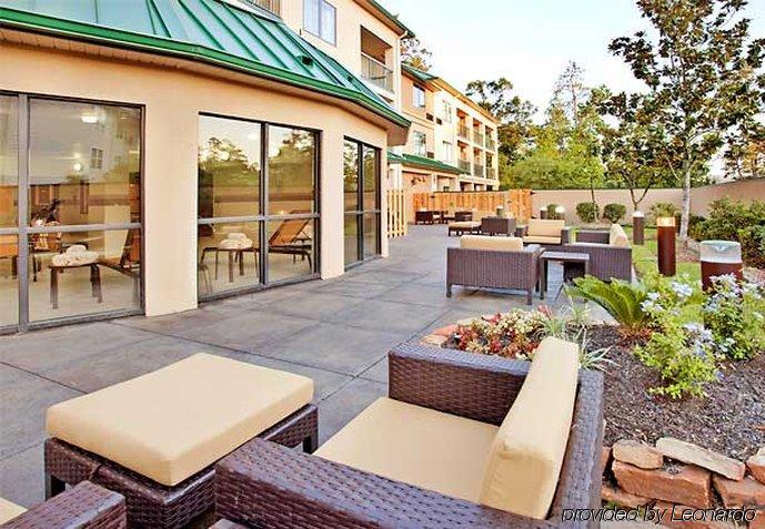 Courtyard Houston The Woodlands Hotel Exterior photo